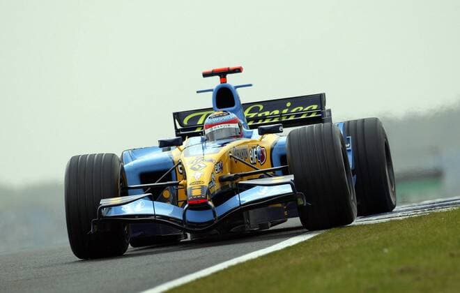 Fernando Alonso (Spanien Renault) in seinem Boliden Motorsport Grand Prix Herren Großer Preis von England 2005, Formel 1 Weltmeisterschaft, F1, F, GP, WM Einzelbild Silverstone