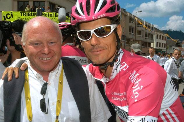 Andreas Klöden (Deutschland T Mobile, re.) und Jan Ullrichs persönlicher Berater Rudy Pevenage (Belgien) -  Radsport Herren Tour de France 2005, ProTour, Straßenradsport, Straße, Rad Gruppe 9. Etappe Gerardmer - Mulhouse