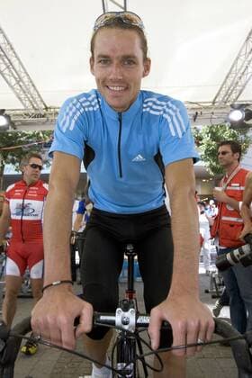 Sven Hannawald (Deutschland) auf einem Rennrad Skispringen Herren ARD Startour 2005, Nordischer Skisport, Ski Nordisch, Skisprung Einzelbild Karlsruhe