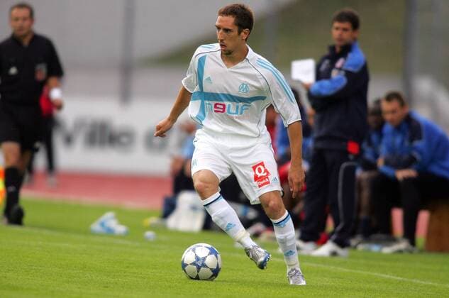 Franck Ribery (Marseille) am Ball Fußball Herren Ligue Une 2005 2006, 1. Französische Liga, Vorbereitung, Saisonvorbereitung, Test, Testspiel, Einzelbild Pan10084  