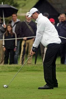 Wladimir Klitschko (Ukraine) - Abschlag Boxen Herren Deutsche Bank Players Championship of Europe 2005, Golf, Golfen, Pro Am, Pro Am Turnier Einzelbild Hamburg