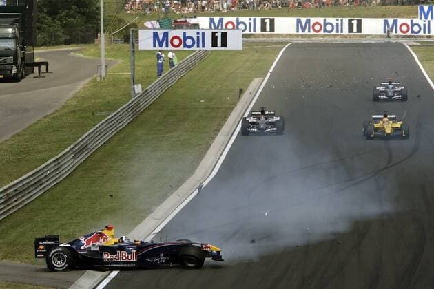 David Coulthard (Schottland red Bull Cosworth) auf Abwegen Motorsport Grand Prix Herren Großer Preis von Ungarn 2005, Formel 1 Weltmeisterschaft, F1, F, GP, WM Totale Hungaroring Budapest