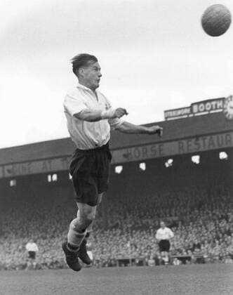 Nathaniel Lofthouse (Bolton) - Flugkopfball -  Fußball Herren English First Division 1953 1954, 1. Englische Liga, Bolton Wanderers, Vneg, Vsw Einzelbild Burnden Park Bolton Dynamik,