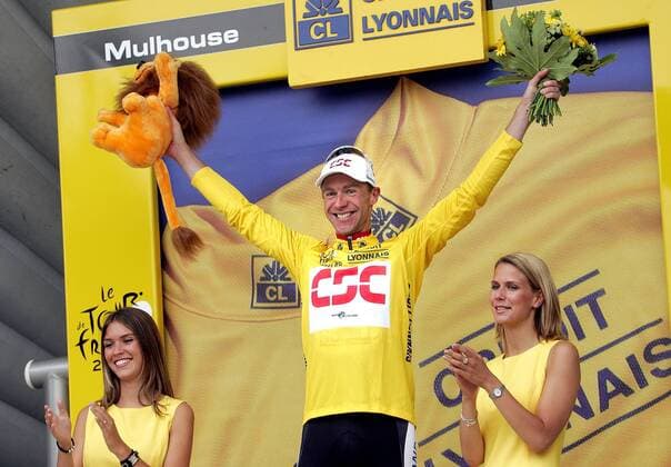 Jens Voigt (Deutschland CSC) übernimmt nach der 9.Etappe die Gesamtführung der Tour de France 2005 Radsport Herren Tour de France 2005, ProTour, Straßenradsport, Straße, Rad, Vdig Gruppe 9. Etappe: Gerardmer - Mulhouse Freude,