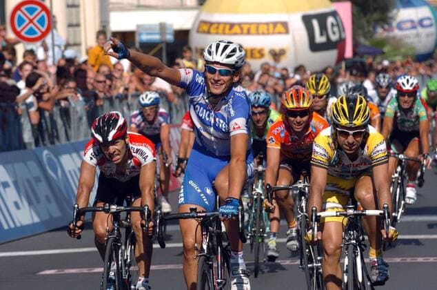 Filippo Pozzato (Italien Quick Step) gewinnt den Giro del Lazio 2005 -  Radsport Herren Giro del Lazio 2005, Straßenradsport, Rad, Radrennen, Straße Gruppe Freude,
