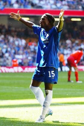 Didier Drogba (Chelsea) - Torjubel -  Fußball Herren Community Shield 2005 (2006), Charity, englischer Supercup, English Premier League Einzelbild Cardiff Freude,