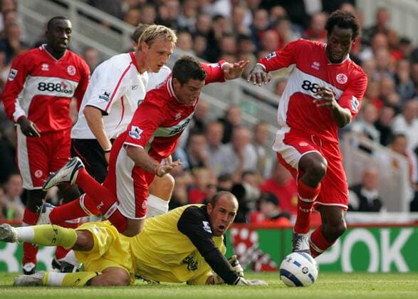 Getümmel um Torwart Jose Manuel Reina (Liverpool, Mitte), v.li.: Jimmy Floyd Hasselbaink (Middlesbrough), Sami Hyypiä (Liverpool), Szilard Nemeth und Ugo Ehiogu (beide Middlesbrough) -  Fußball Herren English Premier League 2005 2006, 1. Englische Liga, FC Middlesbrough - FC Liverpool 0:0 Gruppe Middlesbrough Dynamik, Kampf,