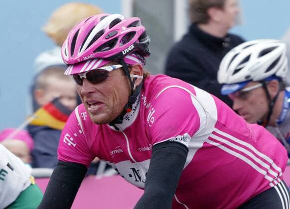 Jan Ullrich (Deutschland T Mobile) Radsport Herren Deutschland Tour 2005, Deutschlandtour, ProTour, Straßenradsport, Straße, Rad, Rundfahrt Einzelbild 6. Etappe: Friedrichshafen - Singen Anstrengung,