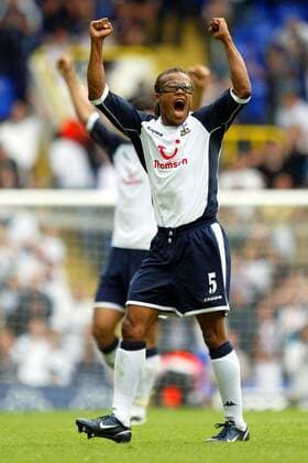 Edgar Davids (Tottenham Hotspur) jubelt -  Fußball Herren English Premier League 2005 2006, 1. Englische Liga, Tottenham Hotspur, Hotspurs, Spurs Einzelbild London Begeisterung, Freude,