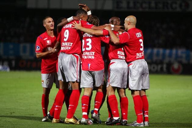 Torjubel Lyon, v.li.: Jeremy Clement, John Carew, Jeremy Berthod und Cris Fußball Herren Ligue Une 2005 2006, 1. Französische Liga, OL, Olympique Lyonnais Gruppe pan10607 Auxerre Begeisterung, Freude,  