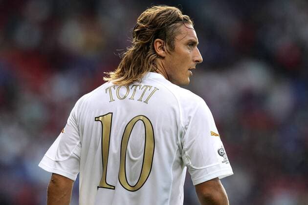 Francesco Totti (Italien) -  Fußball Länderspiel Herren Weltmeisterschaftsqualifikation 2005, Qualifikation, Länderspiel, Nationalmannschaft, Nationalteam Einzelbild Glasgow