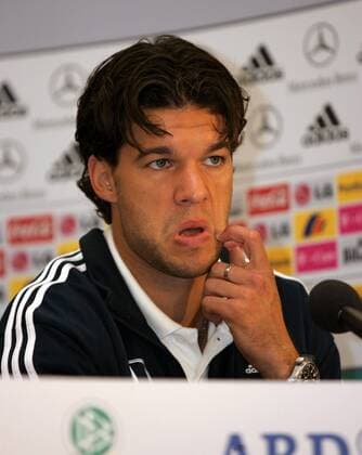 Michael Ballack (Deutschland) Fußball Länderspiel Herren Länderspiel 2005, Freundschaftsspiel, Test, Testspiel, Nationalmannschaft, Nationalteam, Porträt Bremen