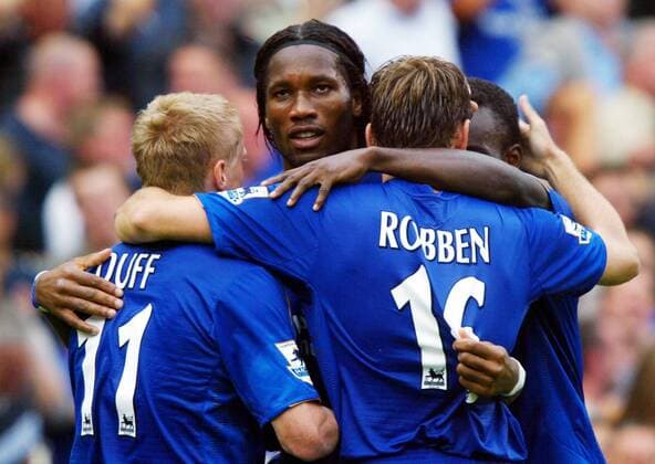 Torjubel Chelsea, v.li.: Damien Duff, Didier Drogba und Arjen Robben -  Fußball Herren English Premier League 2005 2006, 1. Englische Liga, Chelsea FC London Gruppe London Freude,