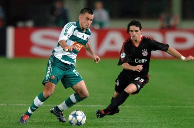 Steffen Hofmann (Rapid Wien, li.) gegen Owen Hargreaves (Bayern) Fußball EC 1 Herren Champions League 2005 2006, SK Rapid Wien - FC Bayern München 0:1 Gruppe Wien Dynamik,