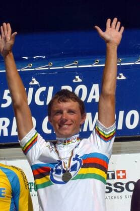 Siegerehrung Zeitfahren U23 der Herren - Weltmeister Mikhail Ignatiev (Rußland) -  Radsport WM Herren Weltmeisterschaft 2005, Straßenradsport, Straße, Rad, Zeitfahren, Einzelzeitfahren, U 23, U23 Einzelbild Madrid Freude,