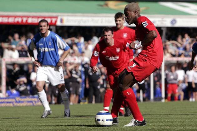Djibril Cisse (Liverpool) zieht ab - EDITORIAL USE ONLY. No use with unauthorised audio, video, data, fixture lists, club league logos or live services. Online in-match use limited to 120 images, no video emulation. No use in betting, games or single club league player publications. Fußball Herren English Premier League 2005 2006, 1. Englische Liga, Birmingham City - FC Liverpool 2:2, Vdig Einzelbild Birmingham