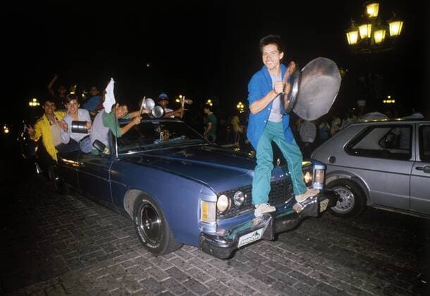 Junge mexikanische Fans bei einem Autokorso durch Mexico-City während der WM 1986 Fußball WM Herren Weltmeisterschaft 1986 Gruppe Mexico-City