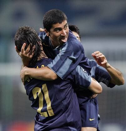 David Pizarro (re.) jubelt mit Teamkollege Santiago Solari (beide Inter) Fußball EC 1 Herren Champions League 2005 2006, FC Internazionale Mailand Gruppe Mailand Freude,
