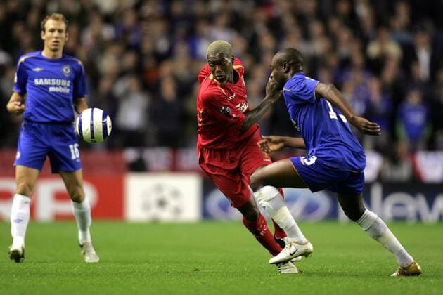 Djibril Cisse (Liverpool, li.) gegen William Gallas (Chelsea) Fußball EC 1 Herren Champions League 2005 2006, FC Liverpool - Chelsea FC London 0:0 Gruppe pan10957 Liverpool Dynamik,  