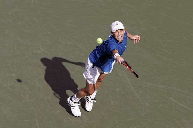 Andre Agassi (USA) streckt sich zur Rückhand Tennis Herren US Open 2005, Grand Slam, ATP Tour, Hartplatz, Hardcourt, Hartplatztennis, Hartplatzturnier, Finale Einzelbild Flushing Meadow, Meadows New York, NY, N.Y.