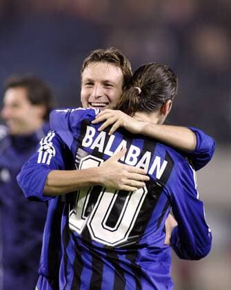 Gregory Dufer (hi.) und Bosko Balaban (beide FC Brügge) - Schlussjubel -  Fußball EC 1 Herren Champions League 2005 2006, Club Brügge KV Gruppe Wien Freude,