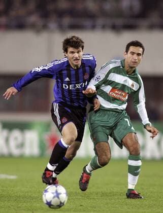 Ivan Leko (FC Brügge, li.) gegen Peter Hlinka (Rapid Wien) -  Fußball EC 1 Herren Champions League 2005 2006, Club Brügge KV - SK Rapid Wien 1:0 Gruppe Wien Dynamik,