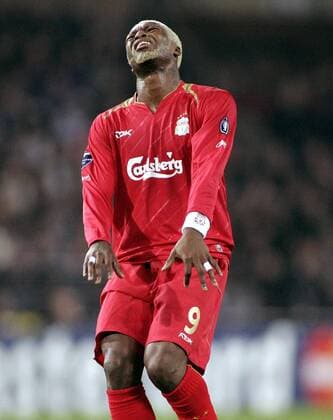 Djibril Cisse (Liverpool) verzweifelt - EDITORIAL USE ONLY. No use with unauthorised audio, video, data, fixture lists, club league logos or live services. Online in-match use limited to 120 images, no video emulation. No use in betting, games or single club league player publications. Fußball EC 1 Herren Champions League 2005 2006, FC Liverpool Einzelbild Brüssel Enttäuschung, Verzweiflung,