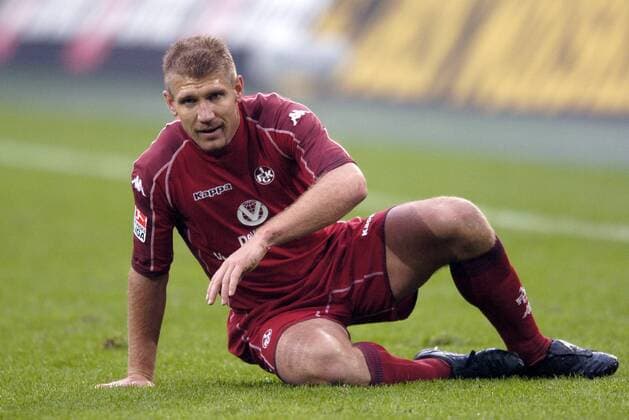 Marcelo Pletsch (Lautern) enttäuscht am Boden Fußball 1. BL Herren Saison 2005 2006, 1. FC Kaiserslautern Einzelbild Mönchengladbach Enttäuschung,
