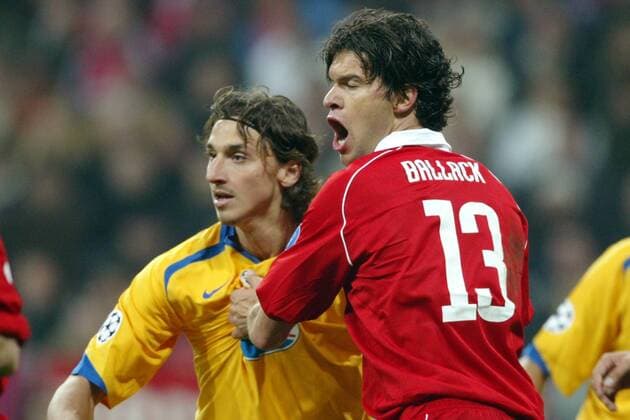 Michael Ballack (Bayern, re) gegen Zlatan Ibrahimovic (Juventus) Fußball EC 1 Herren Champions League 2005 2006, FC Bayern München - Juventus Turin 2:1, Juve Gruppe München
