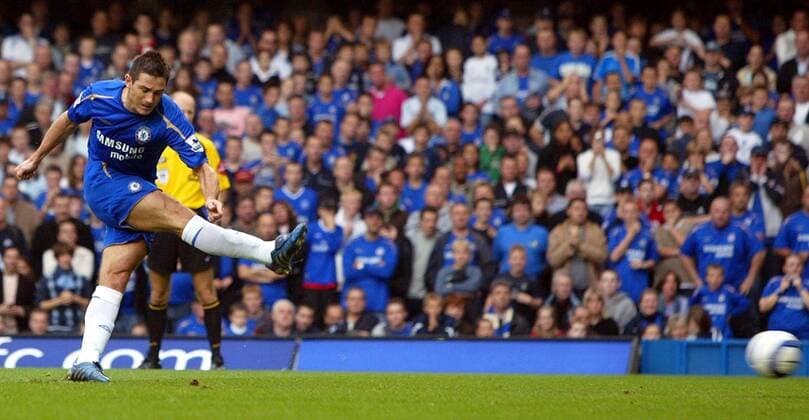 Frank Lampard (Chelsea) zieht ab -  Fußball Herren English Premier League 2005 2006, 1. Englische Liga, Chelsea FC London Einzelbild London Dynamik,