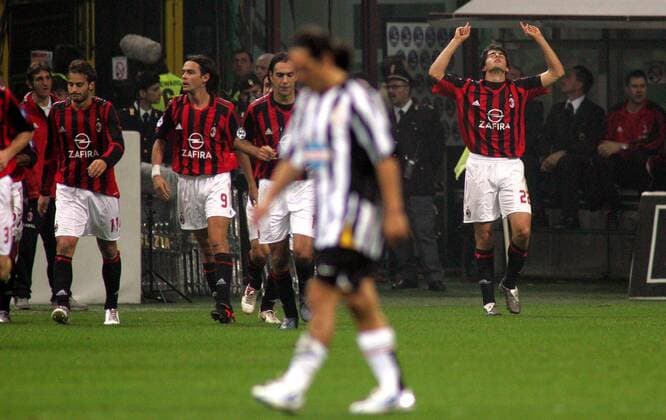 Torjubel Milan, v.re.: Kaka, Alessandro Nesta, Filippo Inzaghi und Alberto Gilardino -  Fußball Herren Serie A 2005 2006, 1. Italienische Liga, AC Mailand - Juventus Turin 3:1, Juve Gruppe Mailand Begeisterung, Freude,
