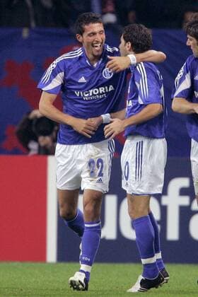 Torjubel Schalke, v. li.: Kevin Kuranyi, Lincoln und Krstajic Fußball EC 1 Herren Champions League 2005 2006, FC Schalke 04 Gruppe Gelsenkirchen Freude,