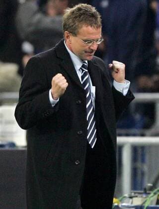 Trainer Ralf Rangnick (Schalke) - Torjubel Fußball EC 1 Herren Champions League 2005 2006, FC Schalke 04 Einzelbild Gelsenkirchen Freude,