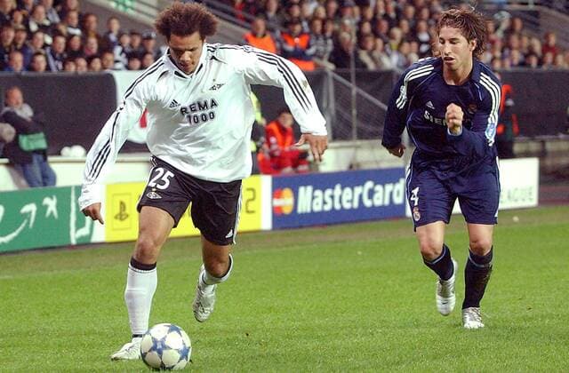 Daniel Braaten (li., Trondheim) gegen Sergio Ramos (Real Madrid) -  Fußball EC 1 Herren Champions League 2005 2006, Rosenborg Trondheim BK - Real Madrid CF 0:2, Vdig Gruppe Trondheim Dynamik,