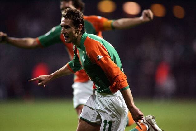 Miroslav Klose (Bremen) - Torjubel -  Fußball EC 1 Herren Champions League 2005 2006, SV Werder Bremen Einzelbild Bremen Begeisterung, Freude,