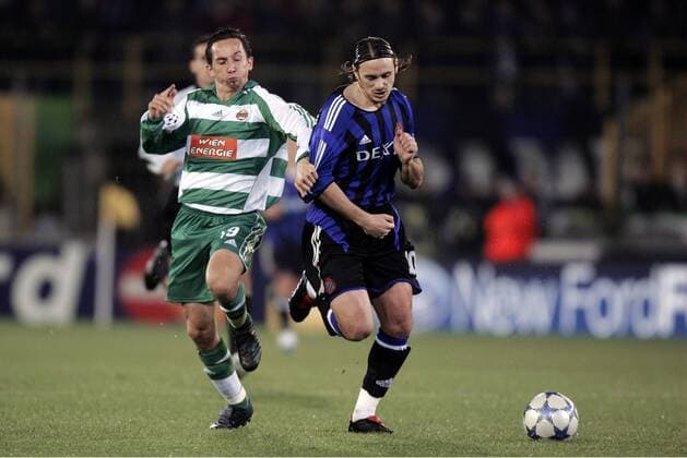 Bosko Balaban (FC Brügge, re.) gegen Matthias Dollinger (Rapid Wien) -  Fußball EC 1 Herren Champions League 2005 2006, Club Brügge KV - SK Rapid Wien 3:2 Gruppe Brügge Dynamik,