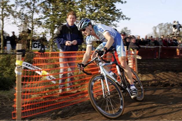 Bart Wellens (Belgien Fidea) -  Radsport Herren Bollekescross Hamme - Zogge 2005, CycloCross, Cyclo cross, Crossrennen, Rad, Querfeldeinfahren Einzelbild Dynamik,