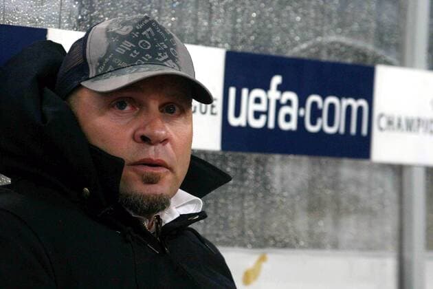 Trainer Serse Cosmi (Udine) -  Fußball EC 1 Herren Champions League 2005 2006, Udinese Calcio Einzelbild Athen