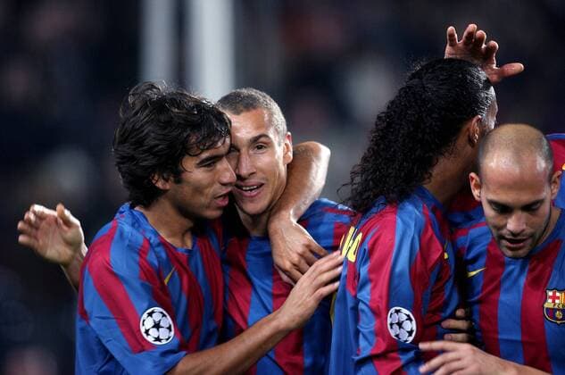 Torjubel FC Barcelona, v. li.: Giovanni van Bronckhorst, Henrik Larsson, Ronaldinho und Gabri Fußball EC 1 Herren Champions League 2005 2006, Barca Gruppe pan11536 Barcelona Freude,  