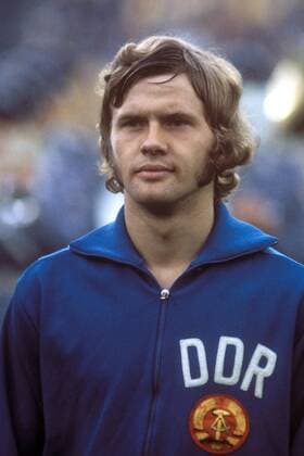 Konrad Weise (DDR) - Nationalhymne Fußball WM Herren Weltmeisterschaft 1974, Länderspiel, Nationalmannschaft, Nationalteam, Vdia Porträt Zweite Runde, Gruppe A Hannover