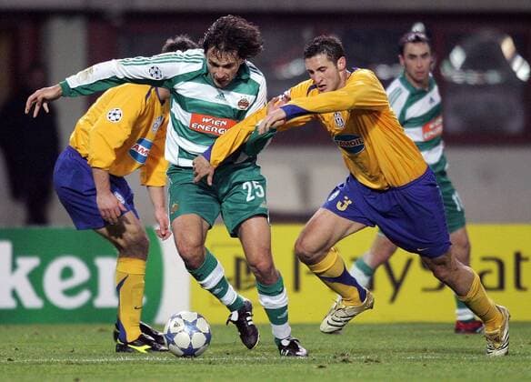 Marek Kincl (Rapid Wien, Mitte) gegen Giorgio Chiellini (Juventus) Fußball EC 1 Herren Champions League 2005 2006, SK Rapid Wien - Juventus Turin 1:3, Juve Gruppe Wien Dynamik, Kampf,