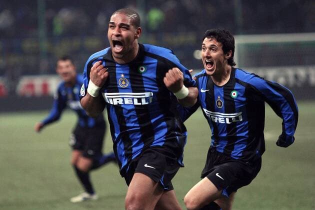 Adriano (li.) und Nicolas Burdisso (beide Inter) - Torjubel Fußball Herren Serie A 2005 2006, 1. Italienische Liga, FC Internazionale Mailand Gruppe Mailand Freude, Begeisterung,