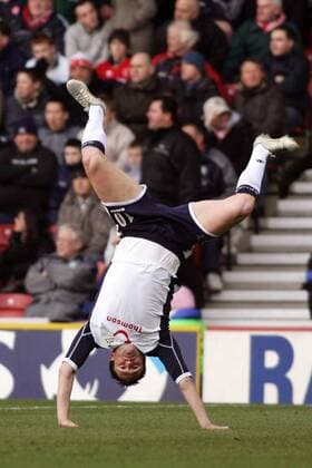 Robbie Keane (Tottenham Hotspur) - Torjubel mit Radschlag (Serie 3 4) -  Fußball Herren English Premier League 2005 2006, 1. Englische Liga, Tottenham Hotspurs, Spurs Einzelbild Middlesbrough Dynamik, Begeisterung, Freude,
