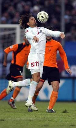 Marco Borriello (Treviso) - Ballannahme -  Fußball Herren Serie A 2005 2006, 1. Italienische Liga, FBC Treviso, Vdig Einzelbild Treviso Dynamik,