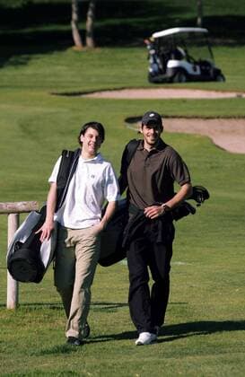 Benjamin Weigelt (li.) und Manuel Friedrich (beide Mainz) spielen während des Trainingslagers in Vale do Garro zum Ausgleich Golf Fußball 1. BL Herren Saison 2005 2006, FSV Mainz 05, Vorbereitung, Trainingslager, Training, Vdig Gruppe Vale do Garrao