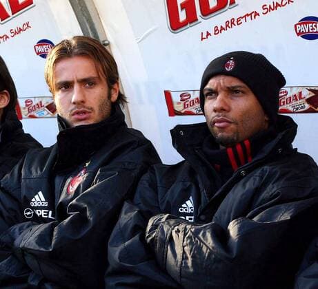 Alberto Gilardino (li.) und Marcio Amoroso (beide Milan) auf der Ersatzbank -  Fußball Herren Serie A 2005 2006, 1. Italienische Liga, AC Mailand Gruppe Siena