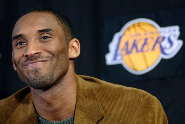 Kobe Bryant (Los Angeles Lakers) gut gelaunt -  lap2006012211) Basketball Herren NBA 2005 2006 Porträt Los Angeles, LA, L.A. Freude