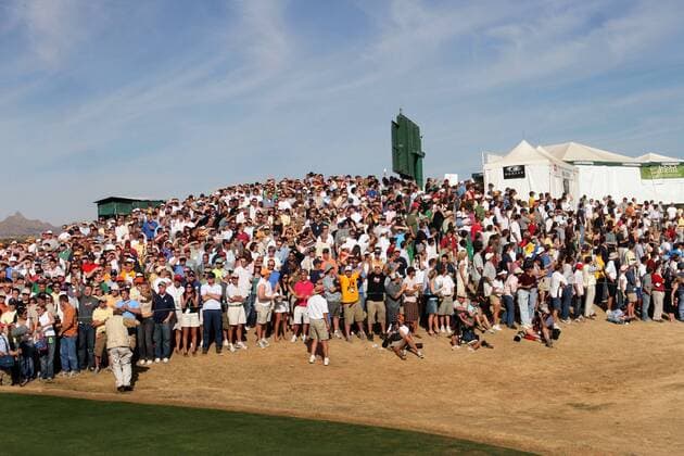 Zahlreiche Golffans verfolgen die FBR Open 2006 in Scottsdale - (Icon7405806) Golf Herren FBR Open 2006, PGA Tour, Golfen Totale Scottsdale Masse, EDITORIAL USE ONLY