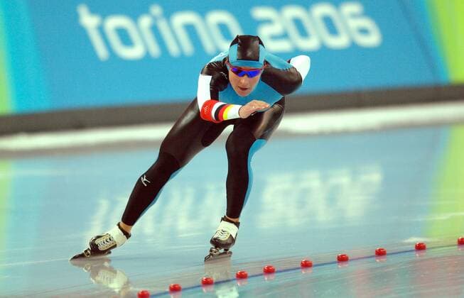 Claudia Pechstein (Deutschland) Eisschnellauf OS Winter Damen Olympische Spiele Turin 2006, Winterspiele, 3000m, 3000 m, Meter Einzelbild Turin Dynamik,