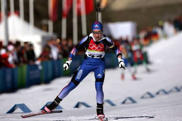 Olga Pyleva (Rußland) Biathlon OS Winter Damen Olympische Spiele Turin 2006, Winterspiele, 15km, 15 km, Kilometer Einzelbild pan12606 Cesana San Secario Dynamik,  